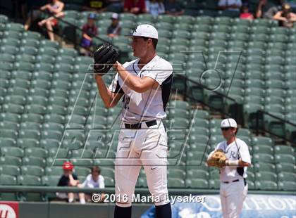 Thumbnail 1 in Langham Creek vs. Dallas Jesuit (UIL 6A Semifinal) photogallery.