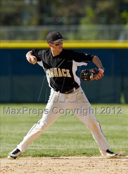 Thumbnail 2 in Commack vs. Eastport-South Manor Section XI Class AA Playoffs photogallery.