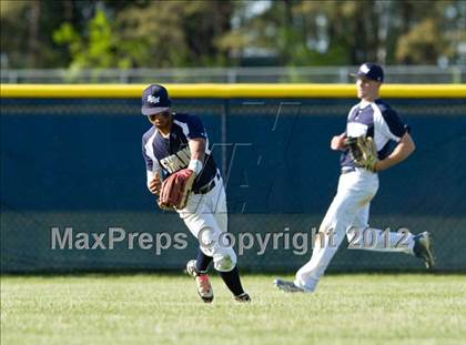 Thumbnail 1 in Commack vs. Eastport-South Manor Section XI Class AA Playoffs photogallery.