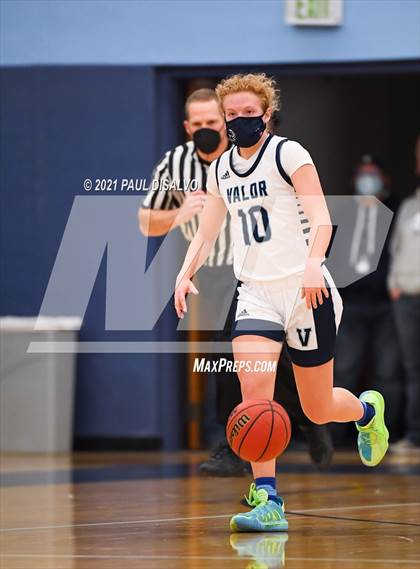Thumbnail 3 in Valor Christian vs. Highlands Ranch (CHSAA 5A Final Four) photogallery.