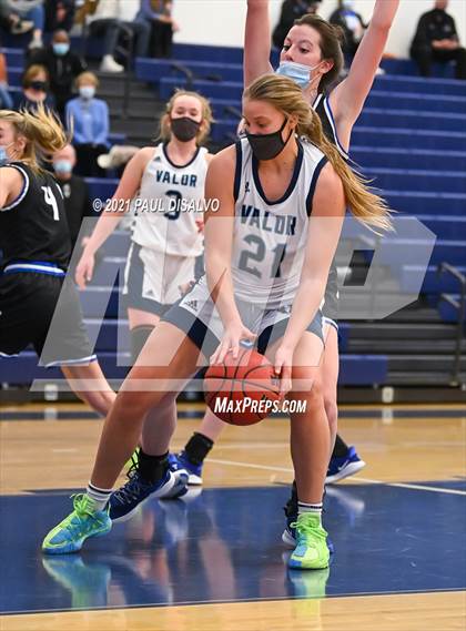 Thumbnail 3 in Valor Christian vs. Highlands Ranch (CHSAA 5A Final Four) photogallery.
