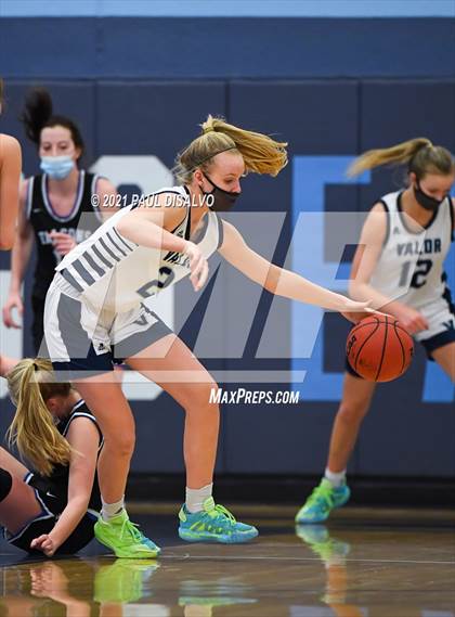 Thumbnail 2 in Valor Christian vs. Highlands Ranch (CHSAA 5A Final Four) photogallery.