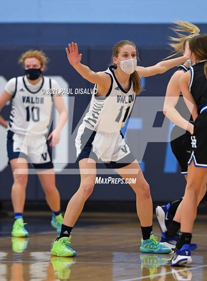 Thumbnail 1 in Valor Christian vs. Highlands Ranch (CHSAA 5A Final Four) photogallery.