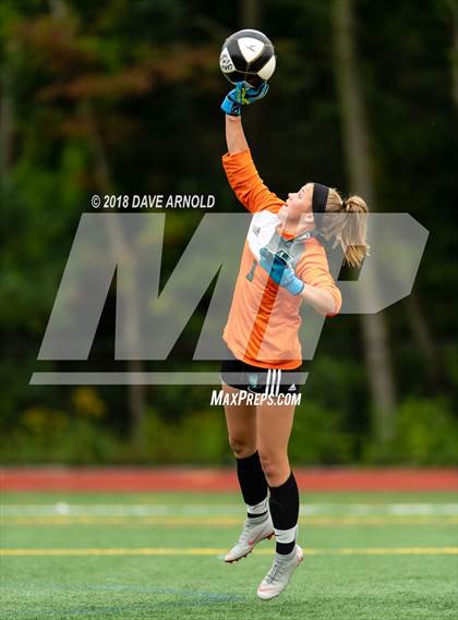 Thumbnail 2 in Austin Prep vs. St. Mary's photogallery.