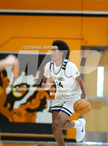 Thumbnail 3 in Brentwood School vs  St. Bonaventure (MLK Day Showdown) photogallery.