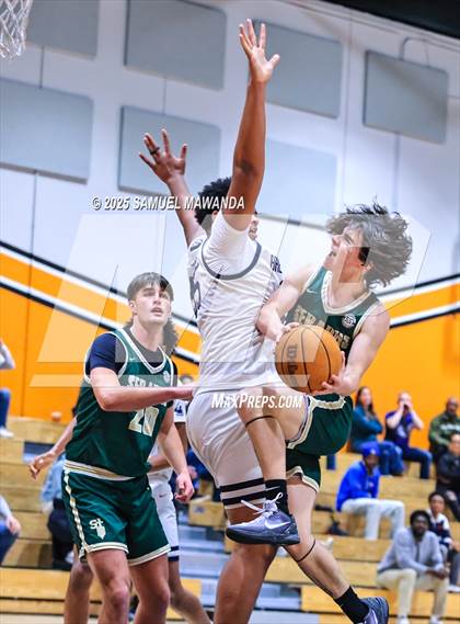 Thumbnail 2 in Brentwood School vs  St. Bonaventure (MLK Day Showdown) photogallery.