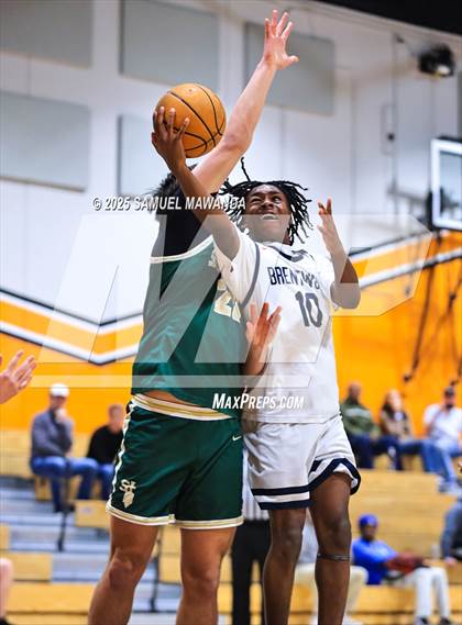 Thumbnail 3 in Brentwood School vs  St. Bonaventure (MLK Day Showdown) photogallery.