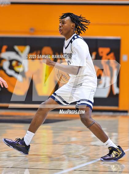Thumbnail 3 in Brentwood School vs  St. Bonaventure (MLK Day Showdown) photogallery.
