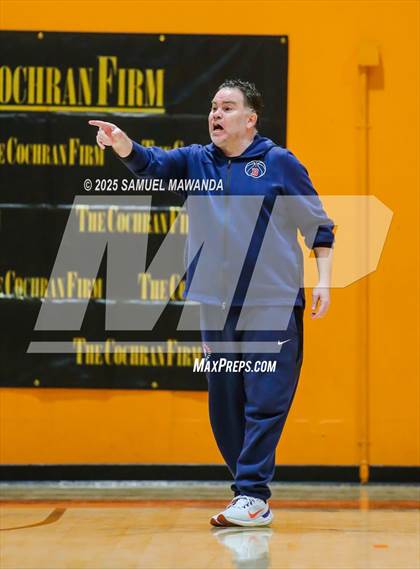 Thumbnail 2 in Brentwood School vs  St. Bonaventure (MLK Day Showdown) photogallery.