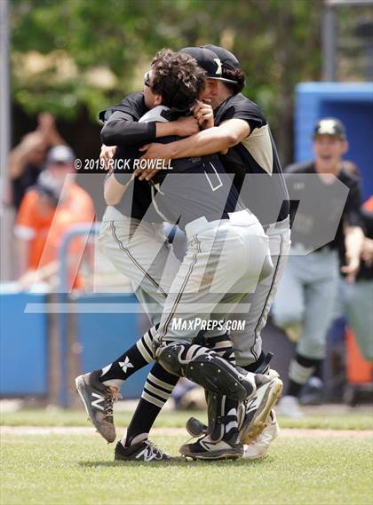 Thumbnail 2 in Xavier Prep vs. Polytechnic (CIF SS D5 Final) photogallery.