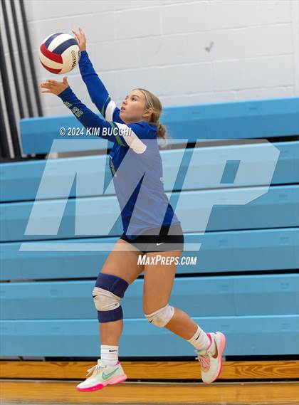 Thumbnail 3 in Oak Glen vs. Robert C. Byrd (Philip Barbour Tournament) photogallery.