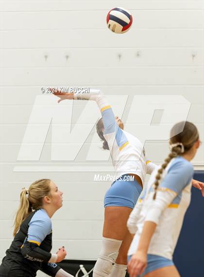 Thumbnail 1 in Oak Glen vs. Robert C. Byrd (Philip Barbour Tournament) photogallery.