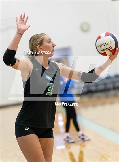 Thumbnail 2 in Oak Glen vs. Robert C. Byrd (Philip Barbour Tournament) photogallery.
