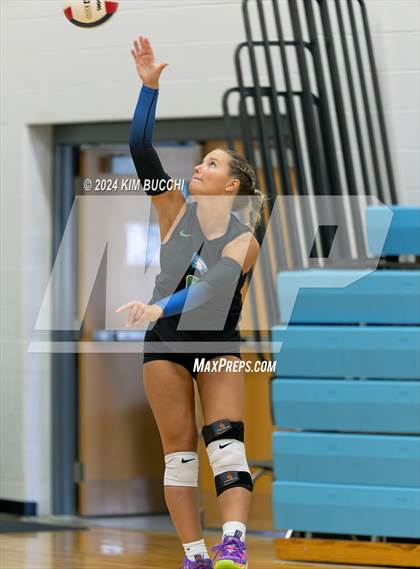 Thumbnail 3 in Oak Glen vs. Robert C. Byrd (Philip Barbour Tournament) photogallery.