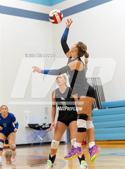 Thumbnail 3 in Oak Glen vs. Robert C. Byrd (Philip Barbour Tournament) photogallery.