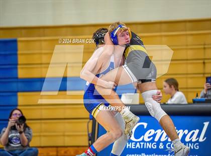 Thumbnail 1 in Mountain Home vs Pottsville (Bomber Tri Meet) photogallery.