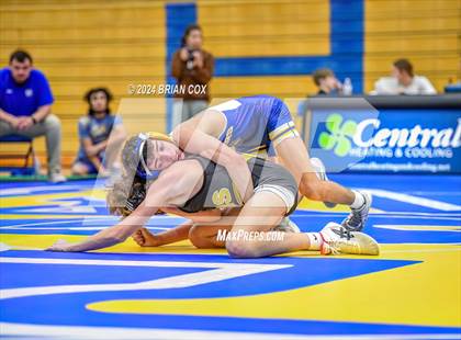 Thumbnail 2 in Mountain Home vs Pottsville (Bomber Tri Meet) photogallery.