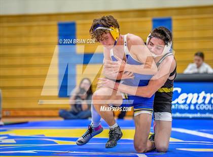 Thumbnail 2 in Mountain Home vs Pottsville (Bomber Tri Meet) photogallery.