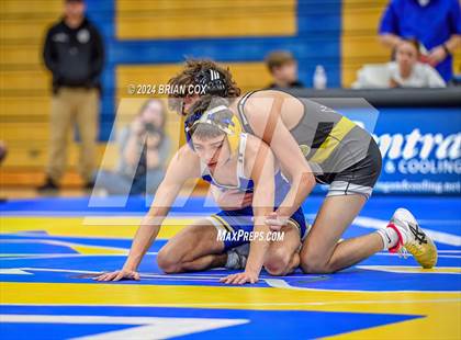 Thumbnail 2 in Mountain Home vs Pottsville (Bomber Tri Meet) photogallery.