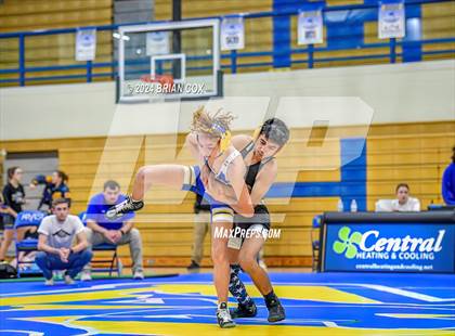 Thumbnail 3 in Mountain Home vs Pottsville (Bomber Tri Meet) photogallery.
