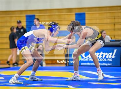 Thumbnail 3 in Mountain Home vs Pottsville (Bomber Tri Meet) photogallery.