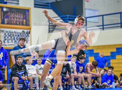 Thumbnail 3 in Mountain Home vs Pottsville (Bomber Tri Meet) photogallery.