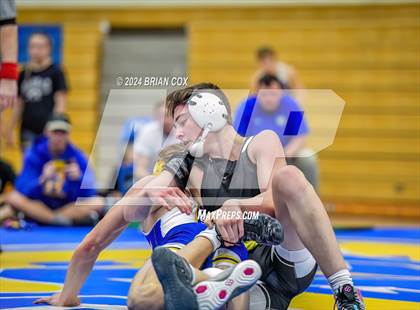 Thumbnail 2 in Mountain Home vs Pottsville (Bomber Tri Meet) photogallery.