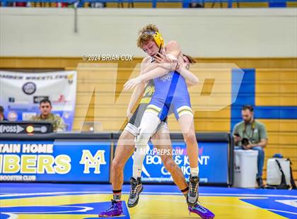 Thumbnail 2 in Mountain Home vs Pottsville (Bomber Tri Meet) photogallery.