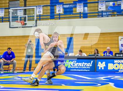 Thumbnail 2 in Mountain Home vs Pottsville (Bomber Tri Meet) photogallery.