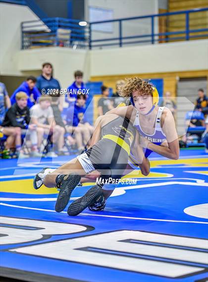 Thumbnail 1 in Mountain Home vs Pottsville (Bomber Tri Meet) photogallery.