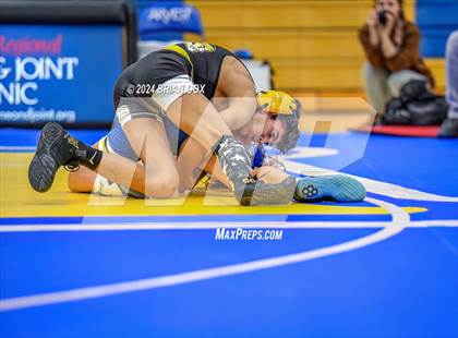 Thumbnail 2 in Mountain Home vs Pottsville (Bomber Tri Meet) photogallery.