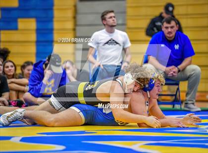 Thumbnail 2 in Mountain Home vs Pottsville (Bomber Tri Meet) photogallery.