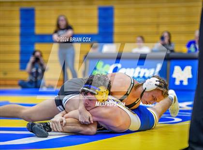 Thumbnail 3 in Mountain Home vs Pottsville (Bomber Tri Meet) photogallery.