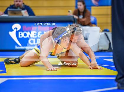 Thumbnail 3 in Mountain Home vs Pottsville (Bomber Tri Meet) photogallery.