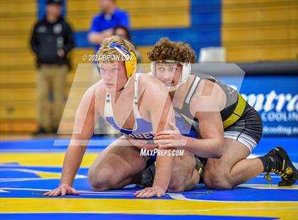 Thumbnail 1 in Mountain Home vs Pottsville (Bomber Tri Meet) photogallery.