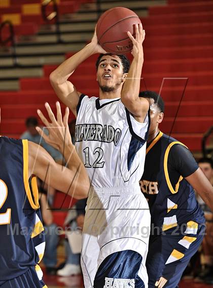 Thumbnail 3 in JW North vs. Silverado (MaxPreps Holiday Classic) photogallery.