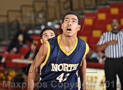 Thumbnail 2 in JW North vs. Silverado (MaxPreps Holiday Classic) photogallery.