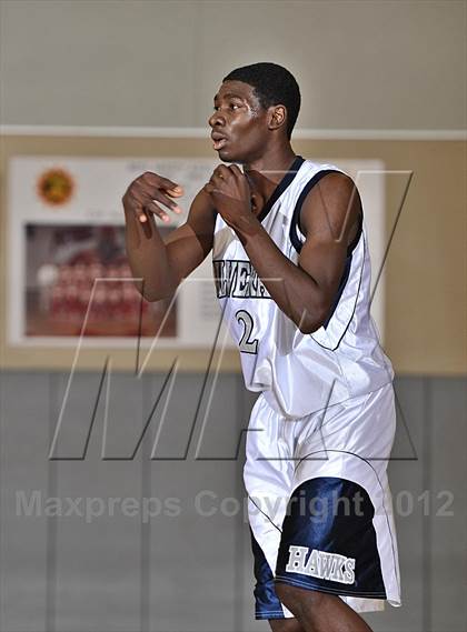 Thumbnail 3 in JW North vs. Silverado (MaxPreps Holiday Classic) photogallery.