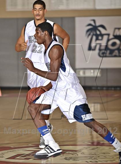 Thumbnail 3 in JW North vs. Silverado (MaxPreps Holiday Classic) photogallery.