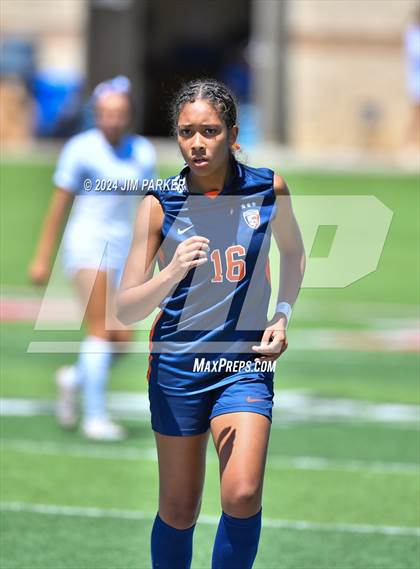 Thumbnail 1 in Wakeland vs. Rouse (UIL 5A Soccer Semifinal) photogallery.