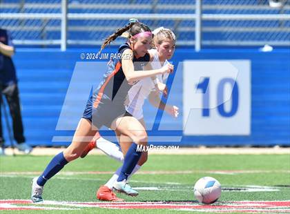Thumbnail 1 in Wakeland vs. Rouse (UIL 5A Soccer Semifinal) photogallery.