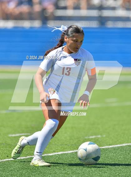 Thumbnail 1 in Wakeland vs. Rouse (UIL 5A Soccer Semifinal) photogallery.