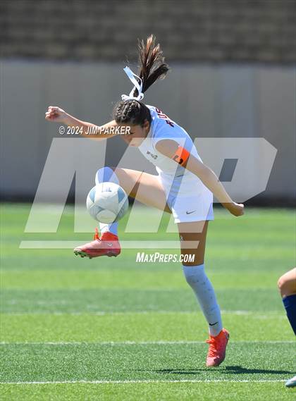 Thumbnail 3 in Wakeland vs. Rouse (UIL 5A Soccer Semifinal) photogallery.