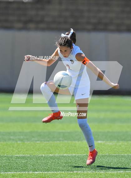 Thumbnail 2 in Wakeland vs. Rouse (UIL 5A Soccer Semifinal) photogallery.