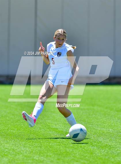 Thumbnail 1 in Wakeland vs. Rouse (UIL 5A Soccer Semifinal) photogallery.