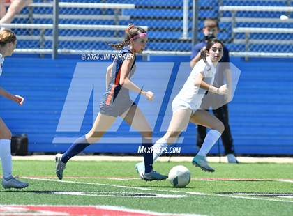 Thumbnail 2 in Wakeland vs. Rouse (UIL 5A Soccer Semifinal) photogallery.