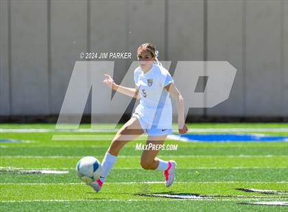Thumbnail 1 in Wakeland vs. Rouse (UIL 5A Soccer Semifinal) photogallery.