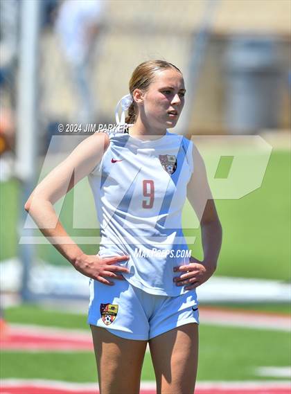 Thumbnail 3 in Wakeland vs. Rouse (UIL 5A Soccer Semifinal) photogallery.