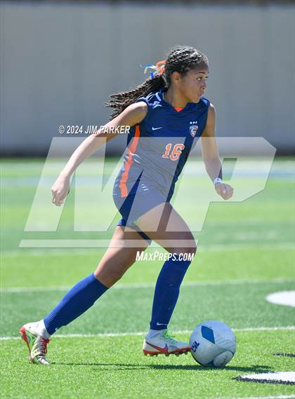 Thumbnail 2 in Wakeland vs. Rouse (UIL 5A Soccer Semifinal) photogallery.