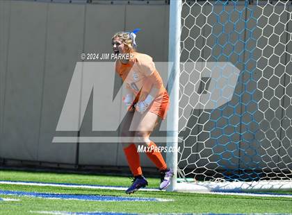 Thumbnail 1 in Wakeland vs. Rouse (UIL 5A Soccer Semifinal) photogallery.